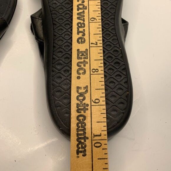 Vionic Black Sandal - Picture 6 of 6